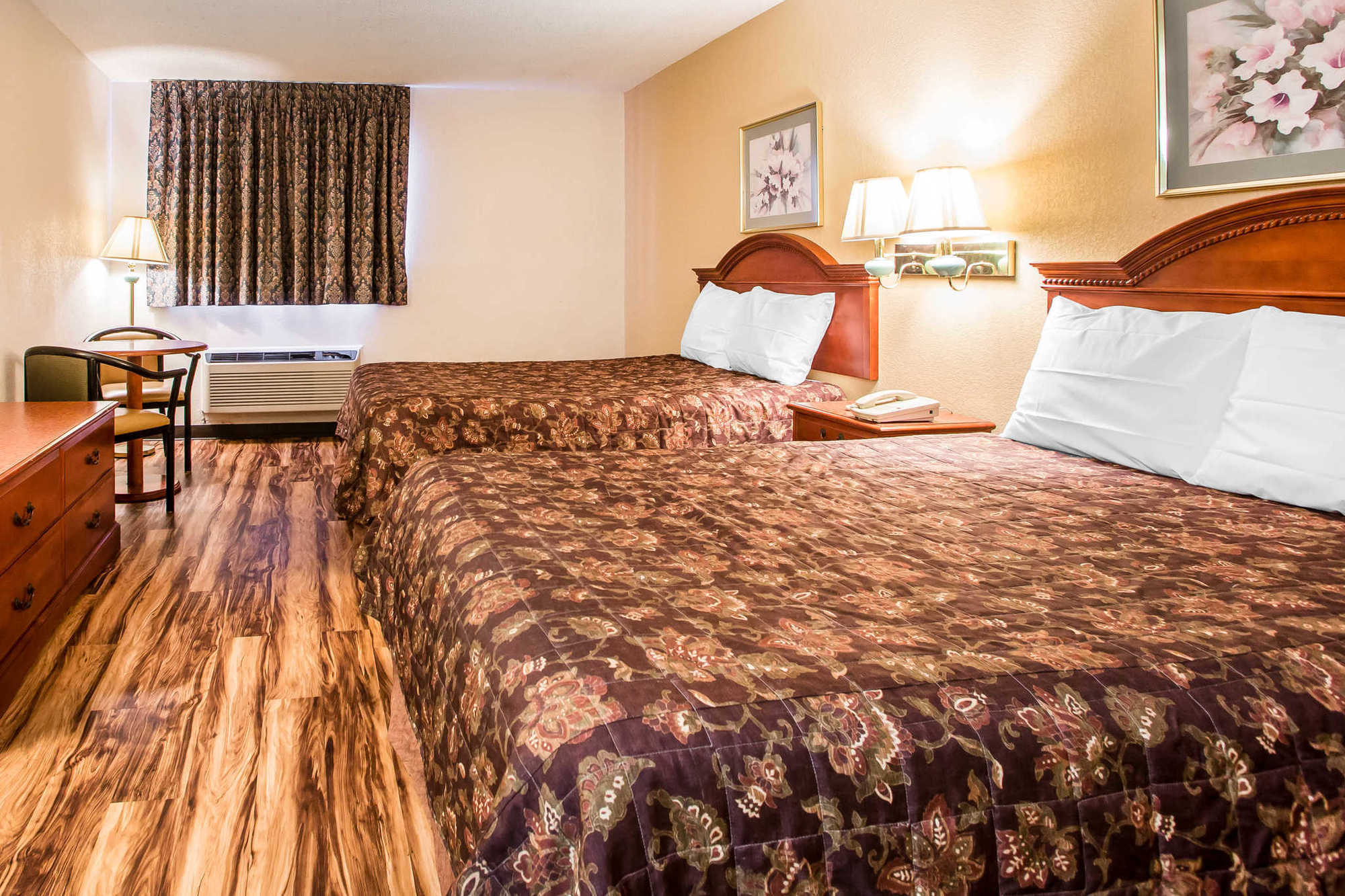 Red Lion Inn & Suites Caseyville Pokoj fotografie